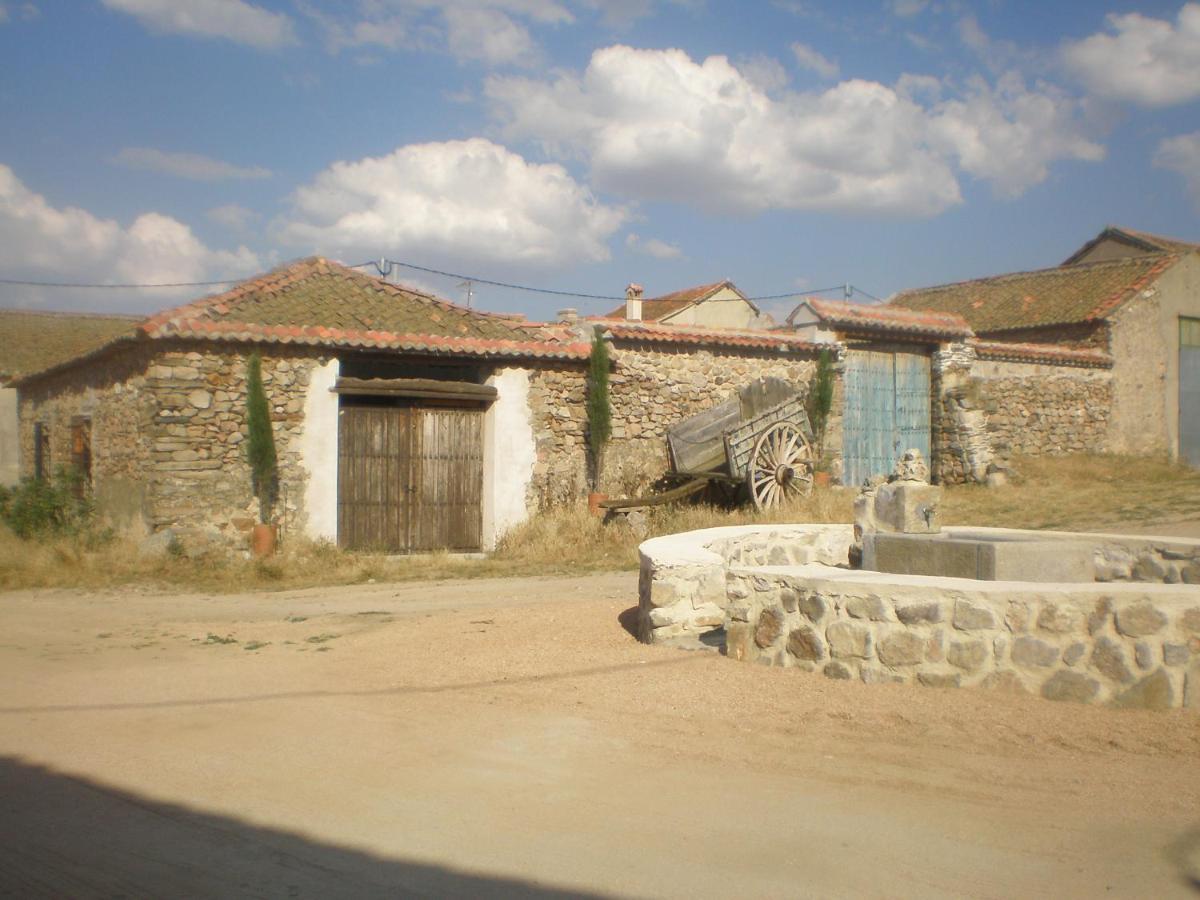 Santa Maria la Real de Nieva Camino Del Prado 게스트하우스 외부 사진