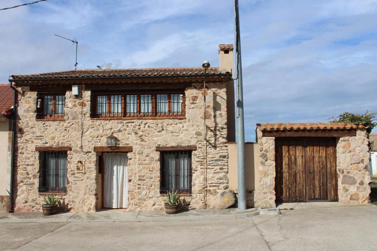 Santa Maria la Real de Nieva Camino Del Prado 게스트하우스 외부 사진